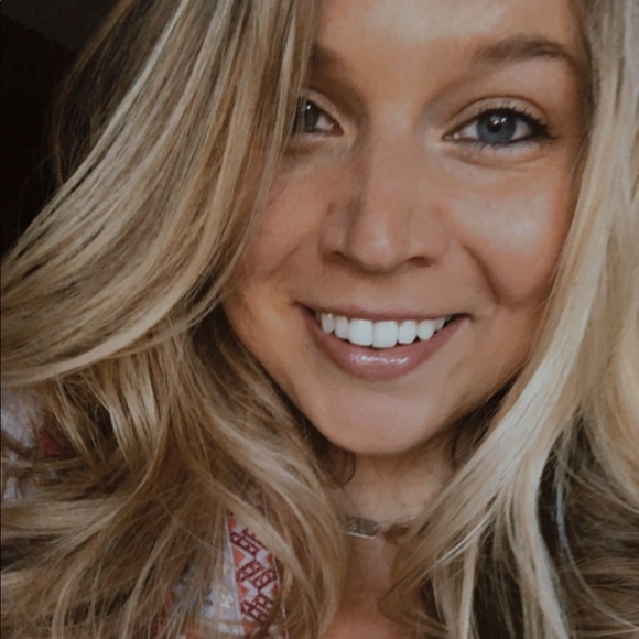 hi, my name is jessie! - Picture 2 of 4